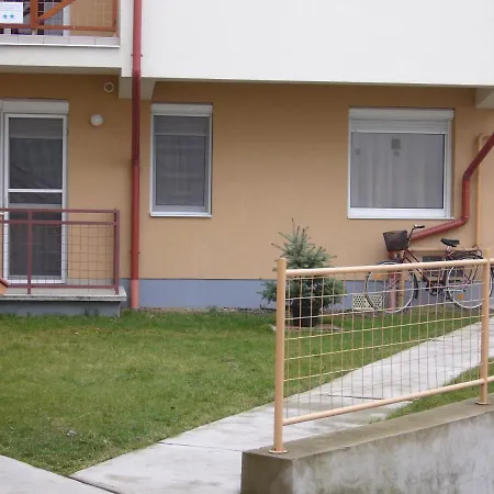Apartament Krisztina Apartman Hajdúszoboszló